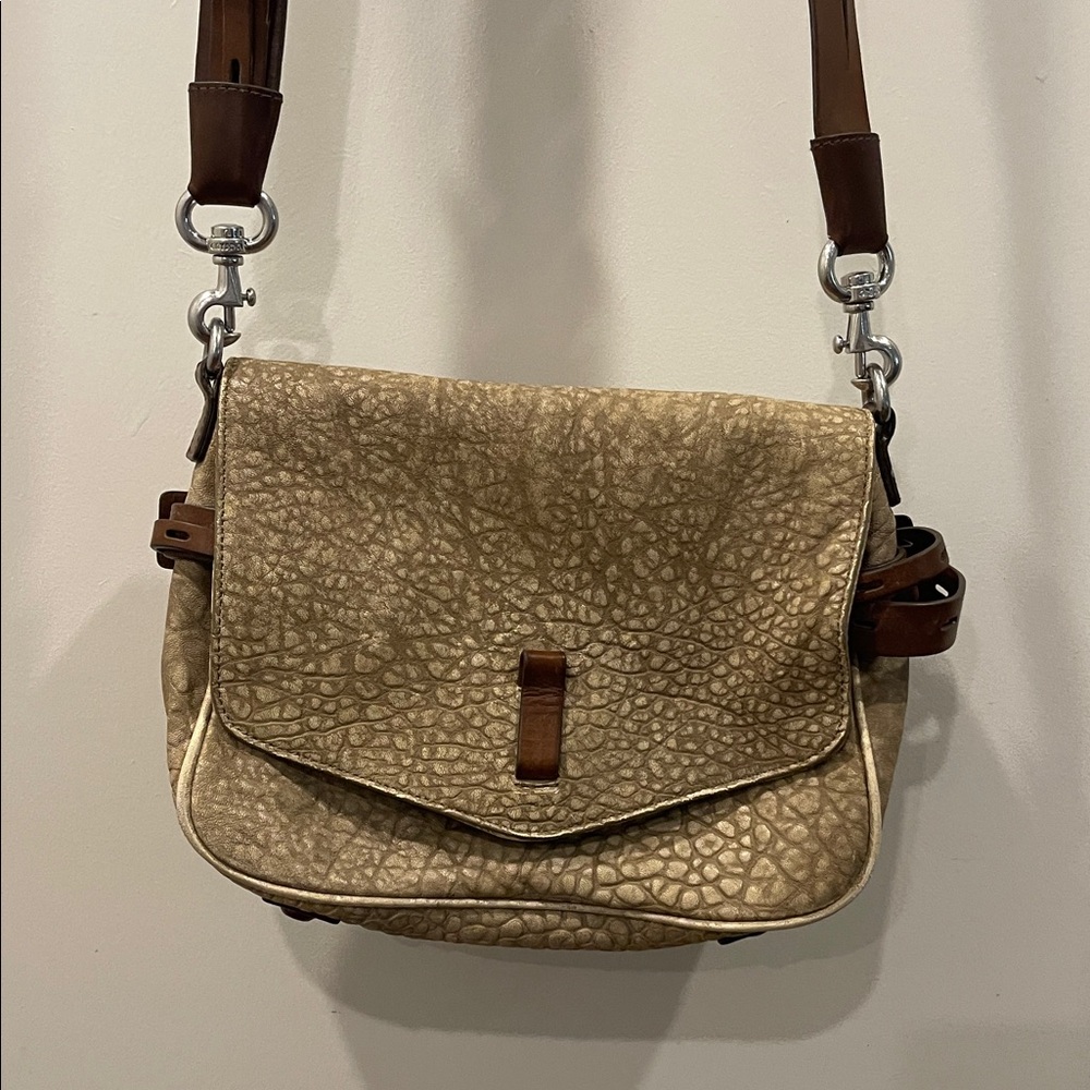 GRYSON Elegant Tan Leather Shoulder Bag